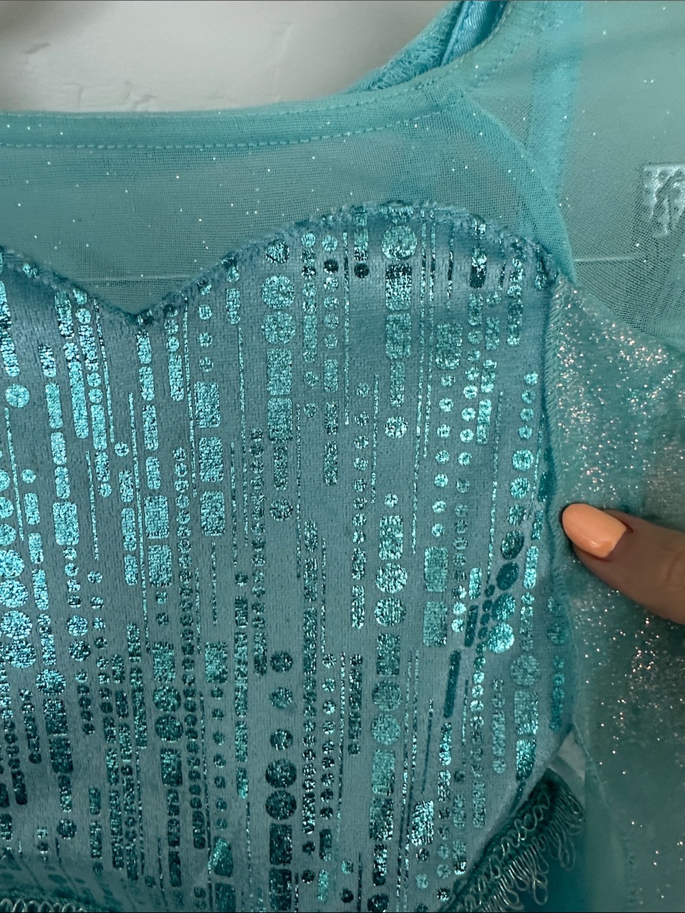 Disney Elsa Halloween costume - Picture 3 of 7